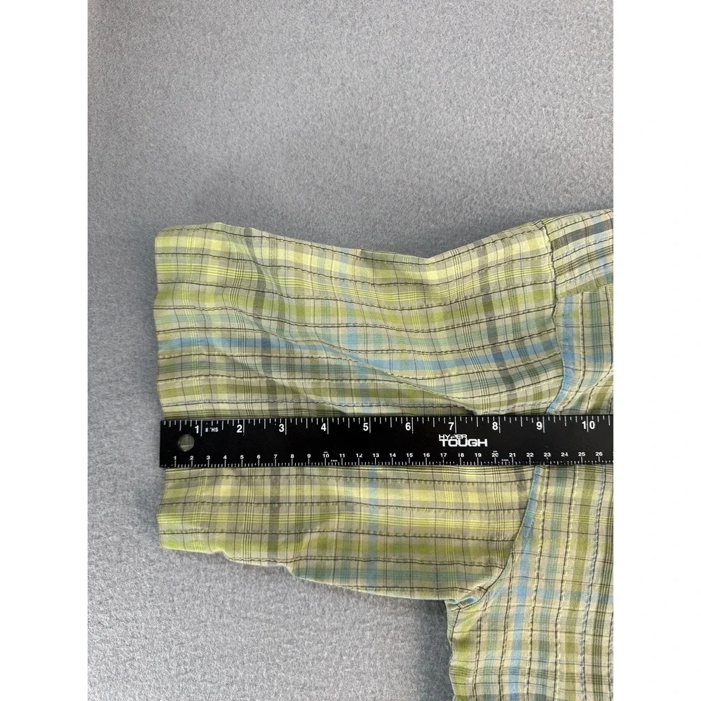 Patagonia Shirt Mens M Green Plaid Short Sleeve Button Up Lightweight Casual